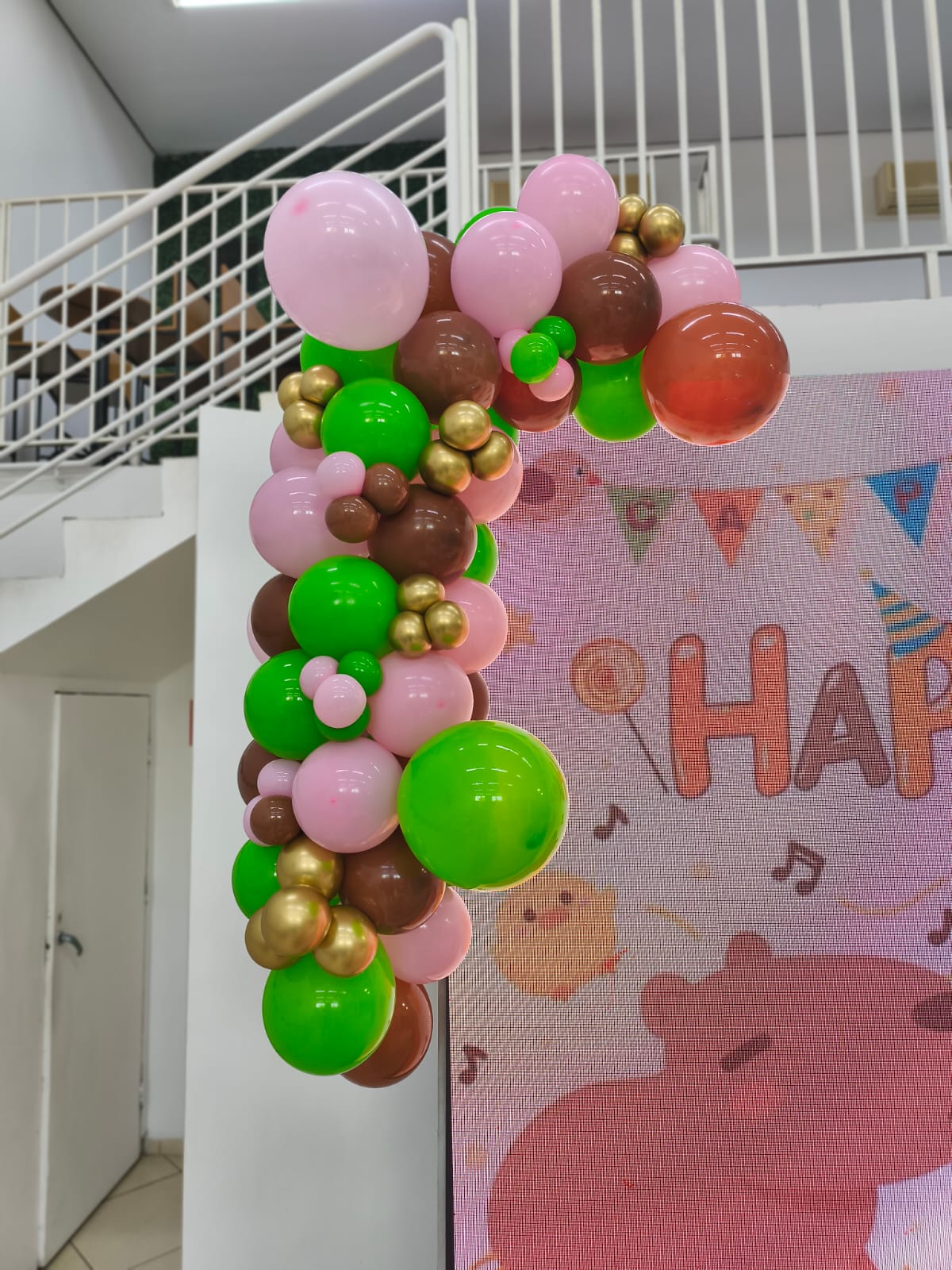 Composição de balões — portfólio Limkids